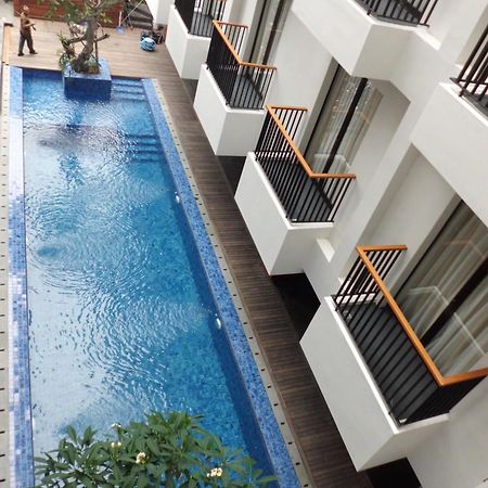 Ping Hotel Seminyak Exteriör bild